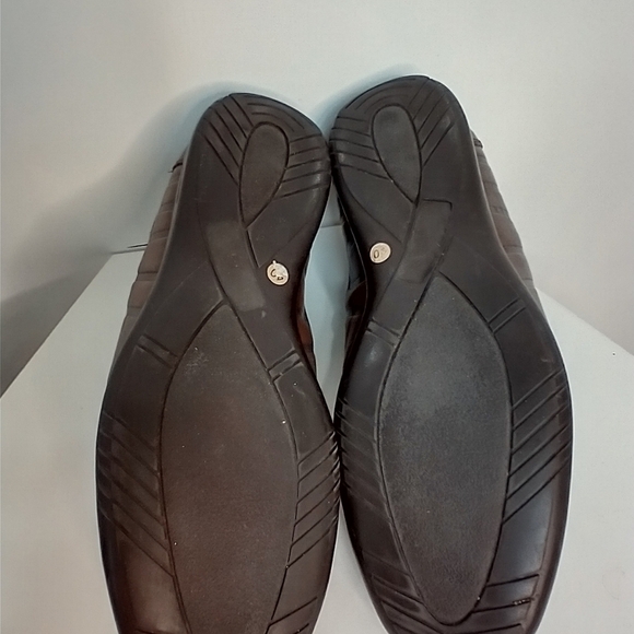 LADIES LEATHER PRADA WALKING SHOES - Picture 8 of 8